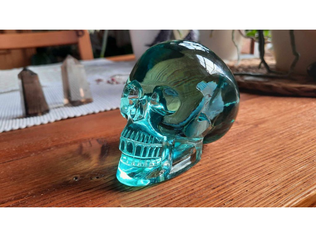 Skull blue Obsidian 15cm