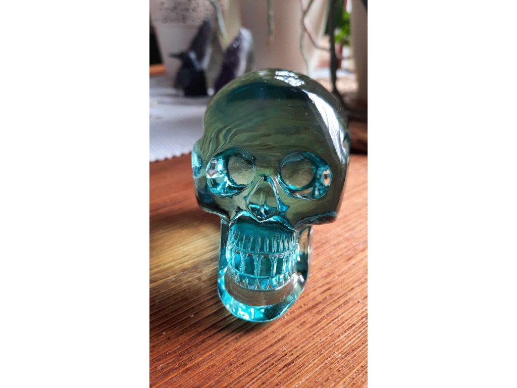 Skull blue Obsidian 8cm