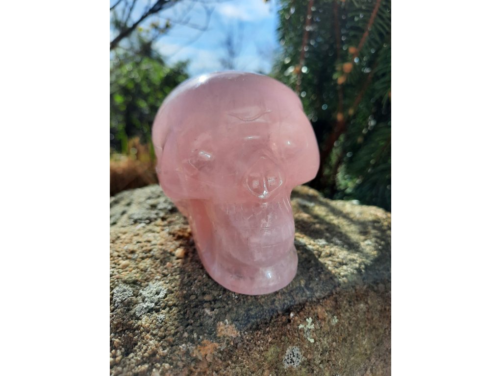 Skull Rosequartz with Iron inclusion7,5cm