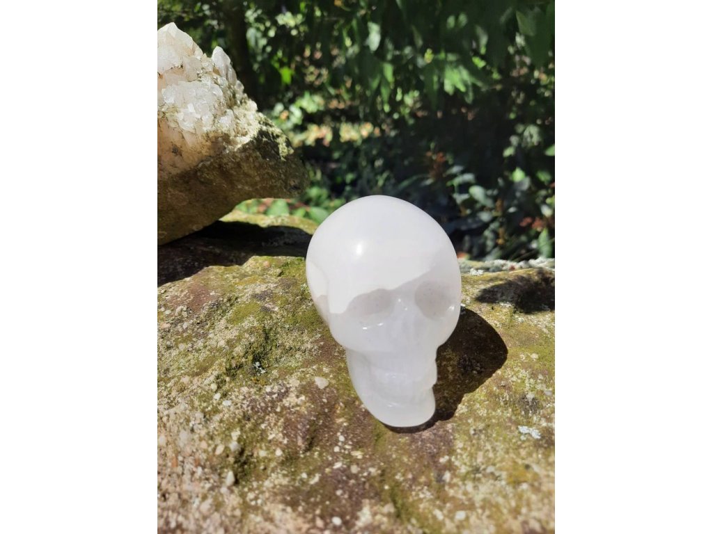 Skull white aventurine quartz 7cm
