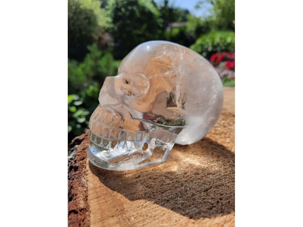 Crystal Skull  with Chloride inclusion extra 11cm Madagaskar