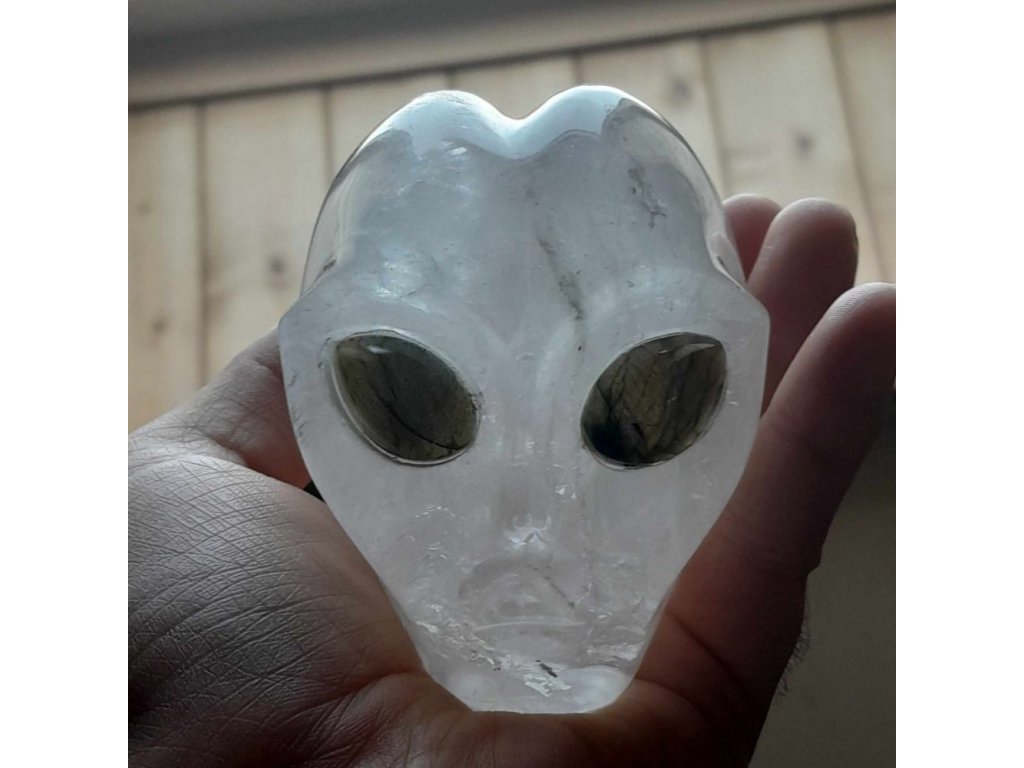 Crystal UFO star being 8cm with labradorite eyes