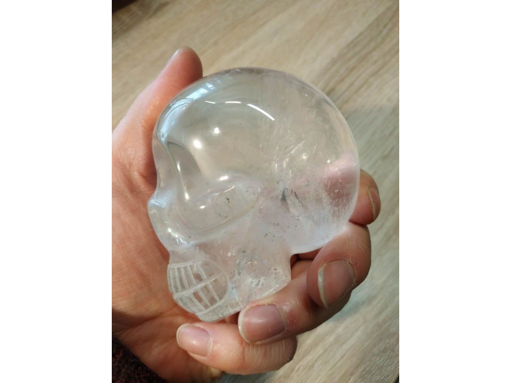 Crystal skull unusual 7cm
