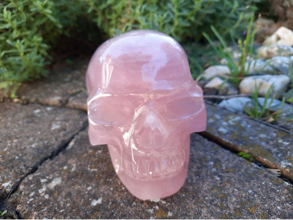 Skull Rosequartz 10cm