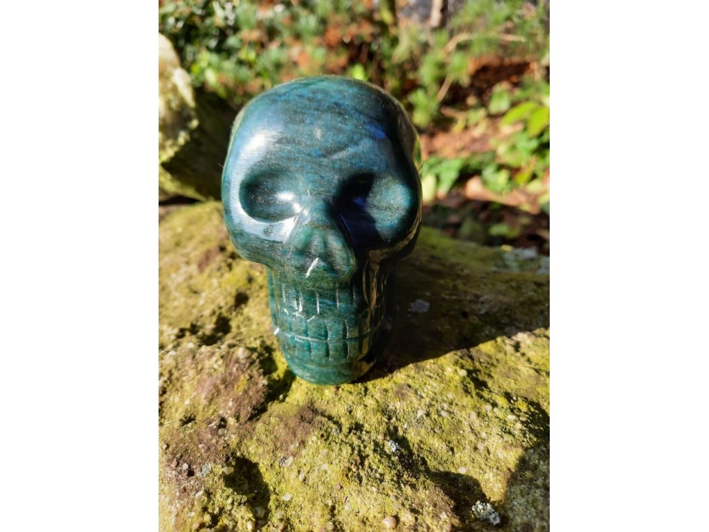 Skull Green Aventurine 10cm