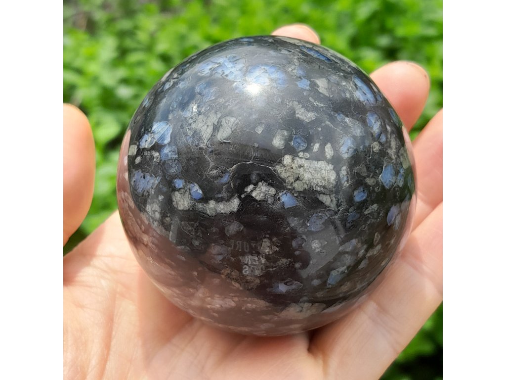 Llanite*Que Sera*Vulcanite *Koule 7cm