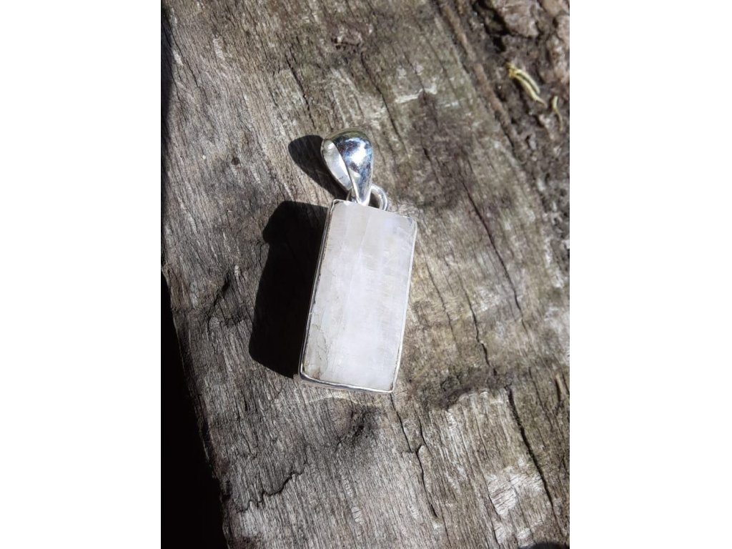 Moon stone Silver round Pendant 2,5cm