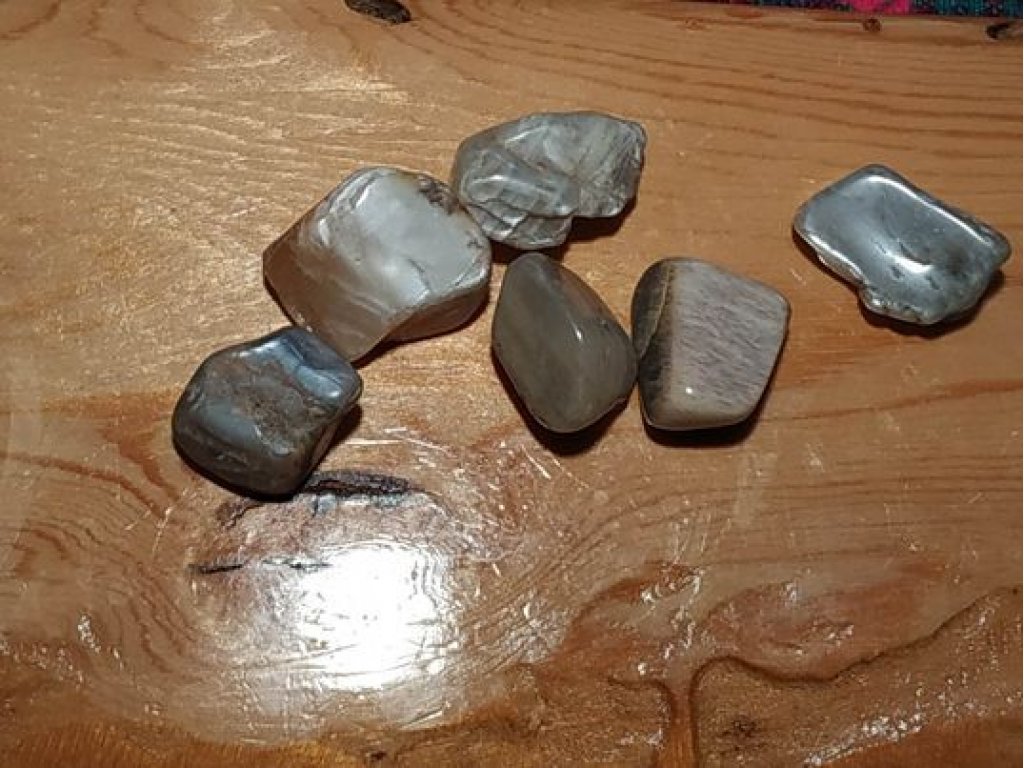 Měsični Kamený /Moon stone /Mondstein 1,5cm