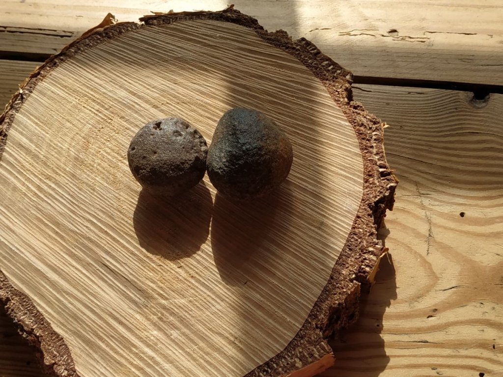 Moqui Marbles-Navajo Kugel Paar 3cm