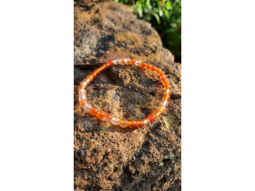 Náramek Karneol 4mm