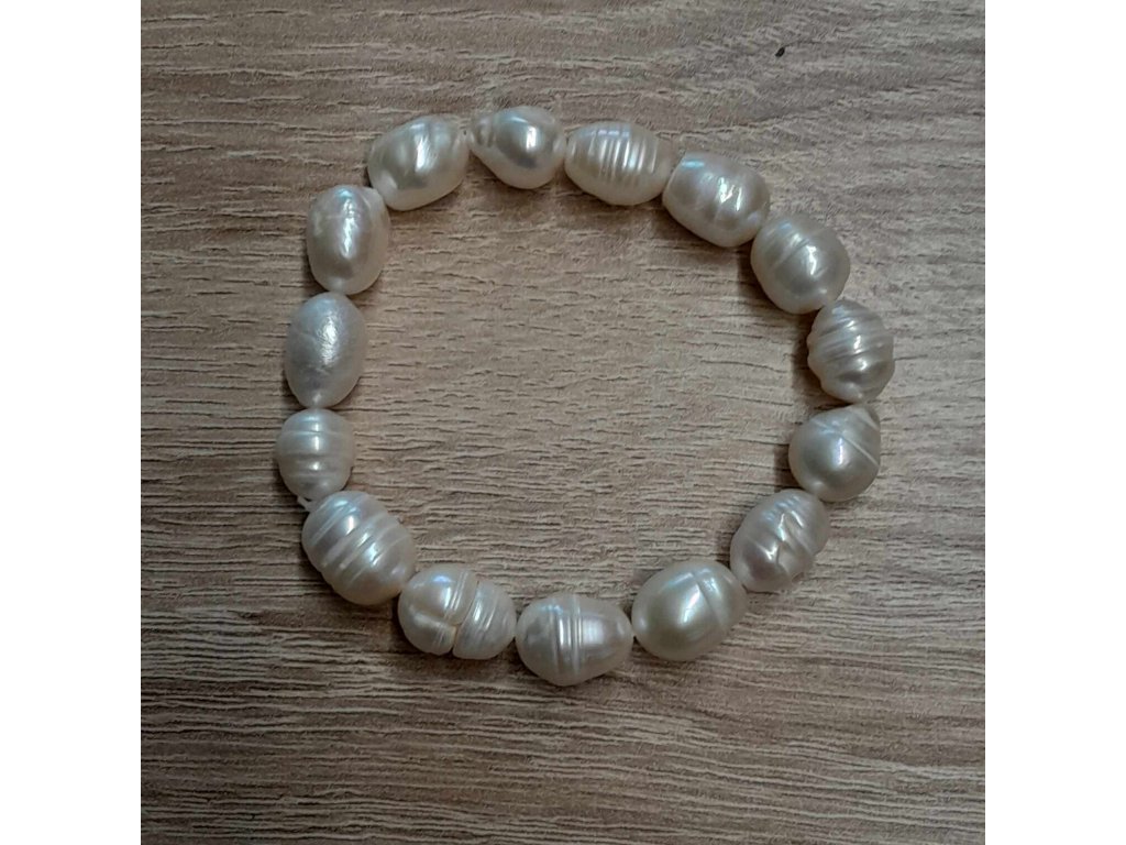 Náramek z velkych řičhnich perlet 9 mm