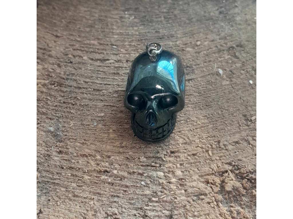 Silver hook pendant Hematite skull 2cm