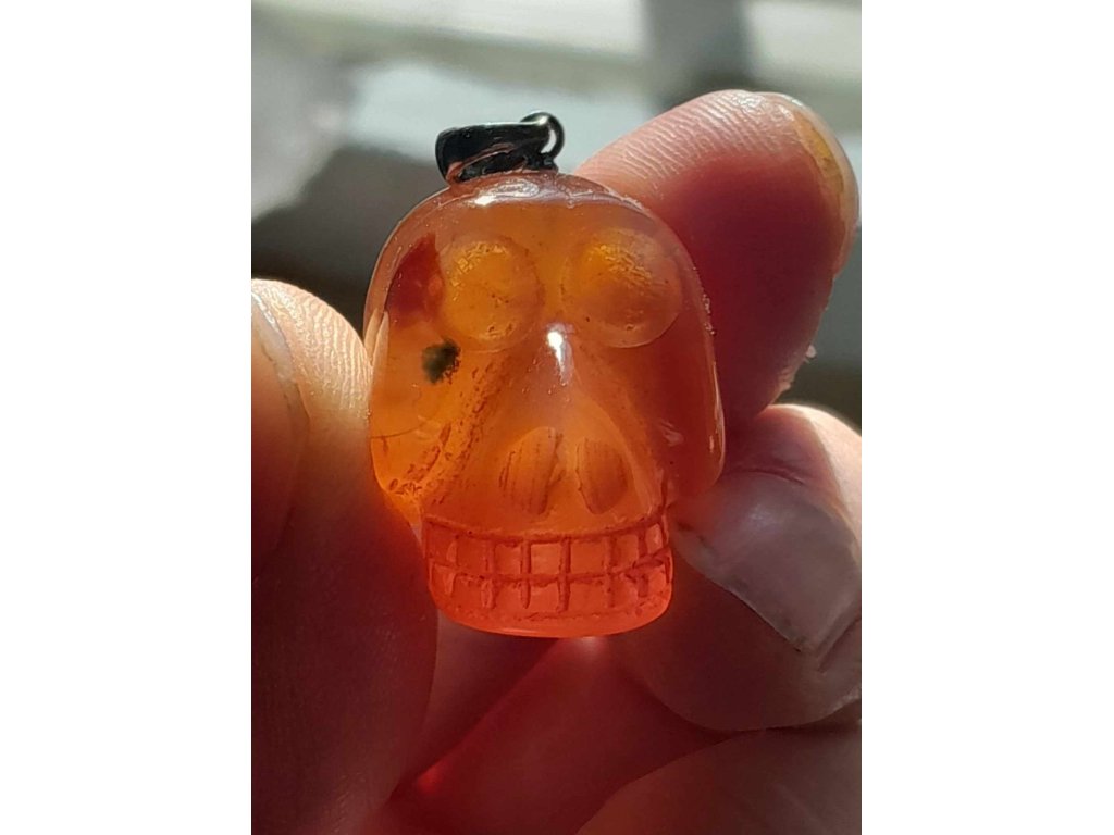 Silver hook Carnelian pendant skull 2,5cm