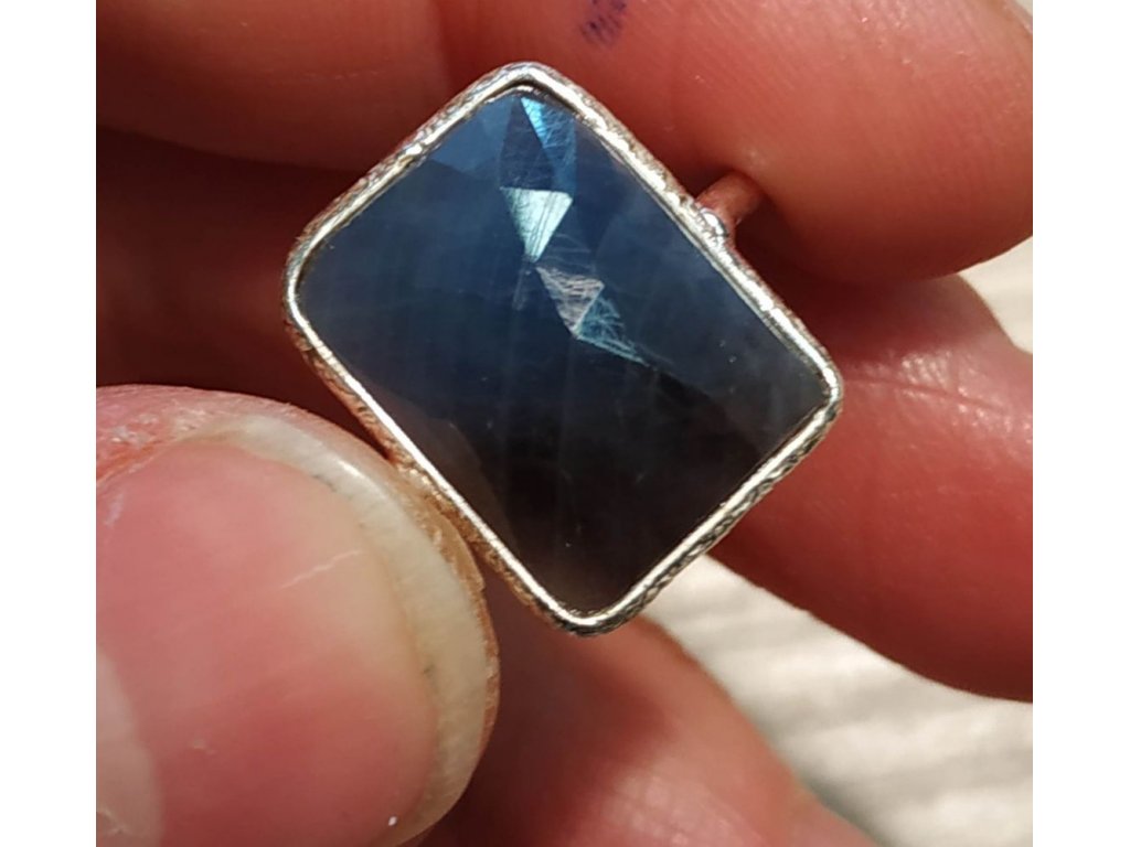 Silber Ring Blaues Safir 2cm