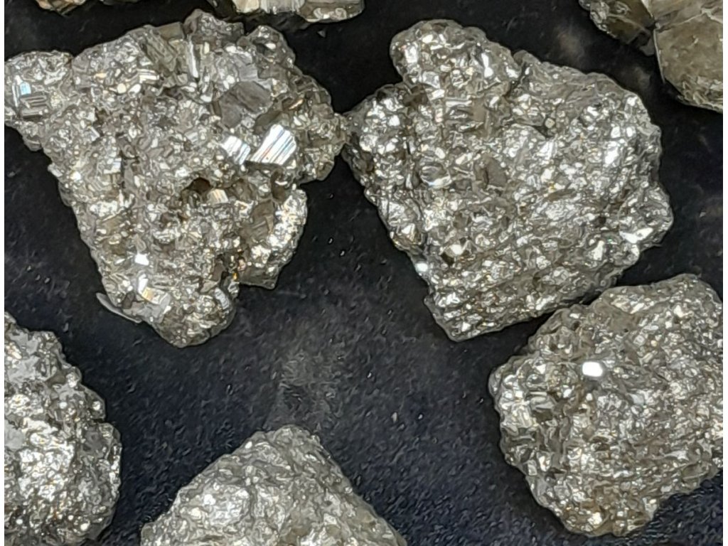 Pyrite rough extra 3-4cm