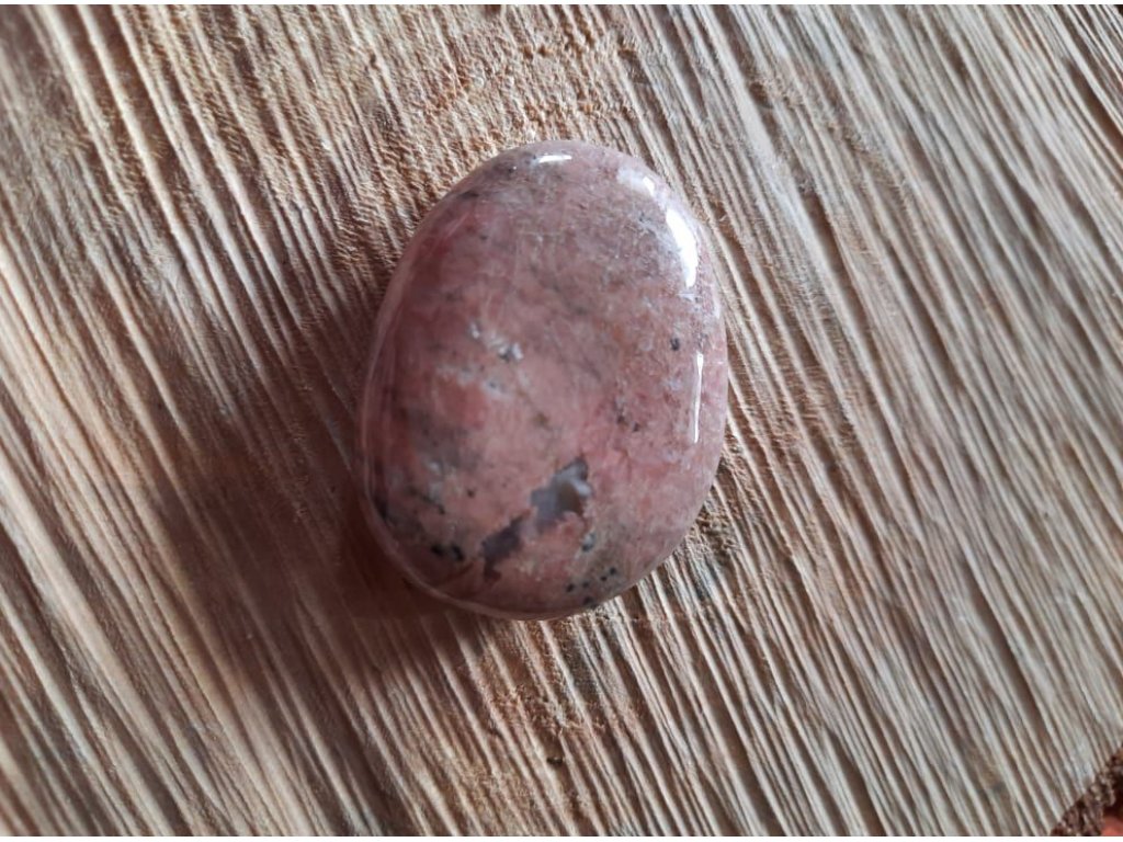 Rhodonite Mydlo kamen,Soap stone/Handschmeilscherstein 3,5cm