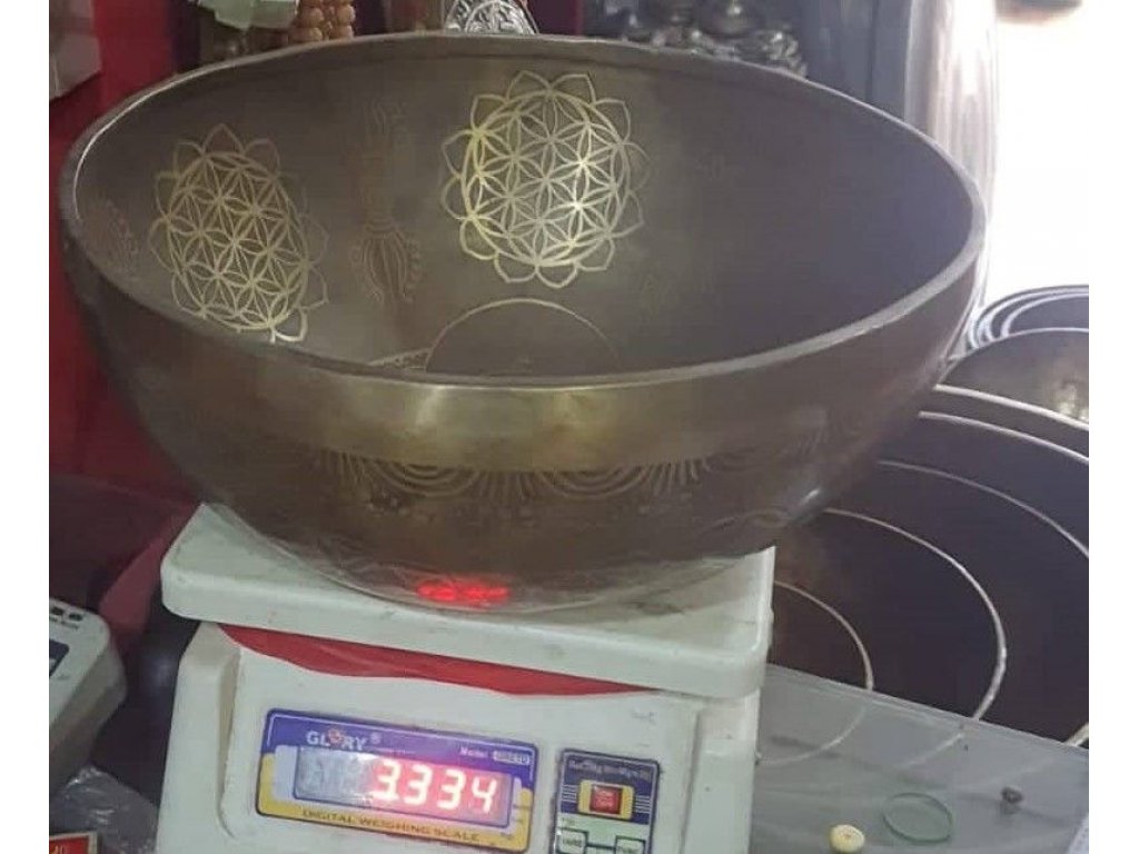 Singing BowlBig one 30-35cm Buddha with Flower of life Special