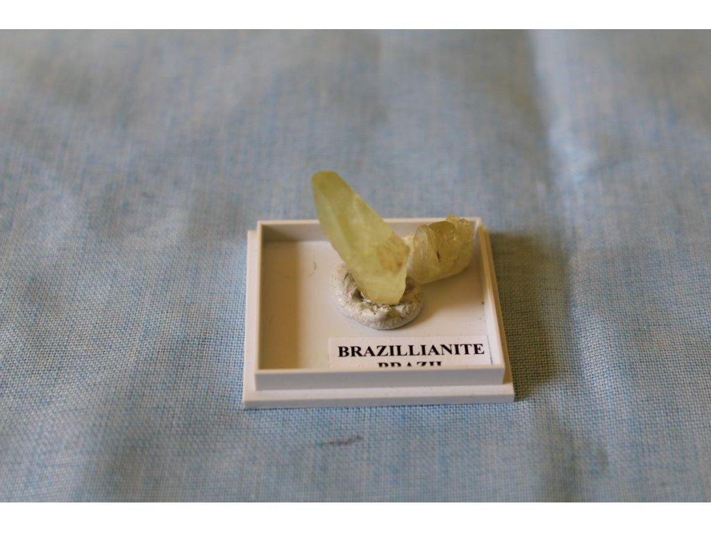 Extra rare  Brazilianite stone - 20 mm- Brazil