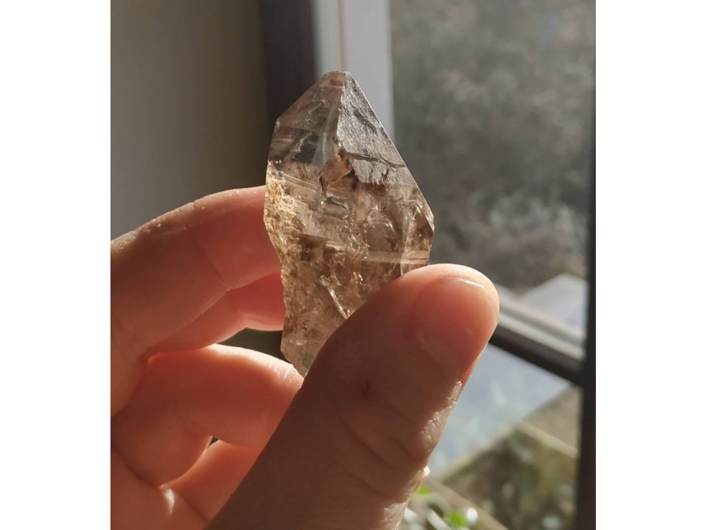 Smokey quartz point 4cm