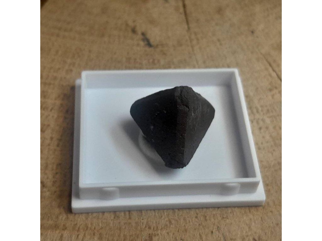 Zunyit 2cm trojúhelník