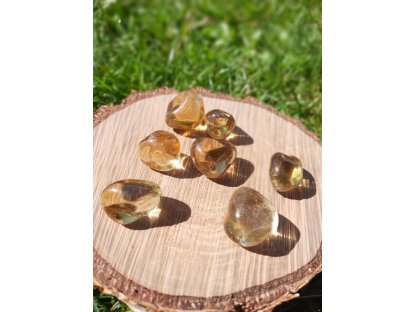 Citrine Rare/natural 2cm small 2