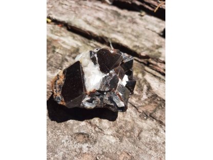 Gránat/Garneth Andradit matrix s křemen/quartz 5cm 2