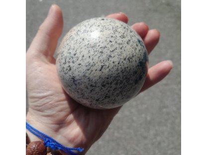 Koule K2 Azurite s Granit 5-6cm 2