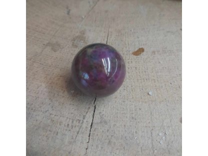 Ball Ruby 2,5cm 2