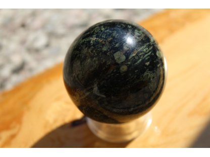 Sphere Jasper Kabamba*Quartz with Algae* 4cm 2