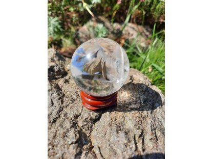 Bergkristall kugel mit Regebogen 4cm