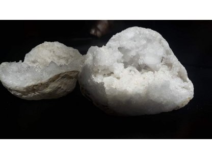 Berg Kristall geoda 5-7 cm-aus