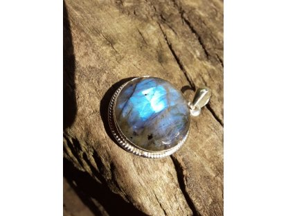 Labradorite facetovany přivešek kulaty střibro   3cm