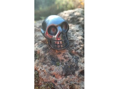 Skull Hematite 3cm 2