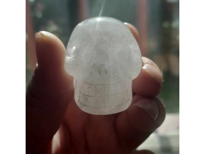 Skull crystal small one milky 3,5cm