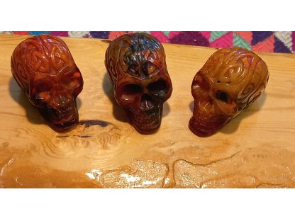 Skull Resin with copper infusion 4cm Triquetra