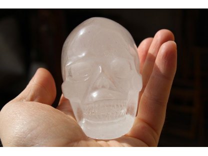 Crystal skull milk 7cm