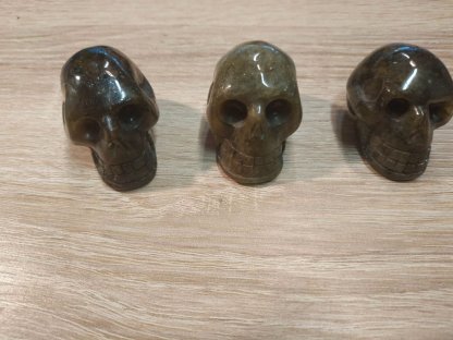 Lebka,Skull, křišťál,Labradorite 3cm