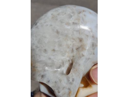 Skull Agate with Crystal Special shape 9cm