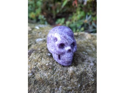 Schädel Realistisch Lepidolite 3,5cm