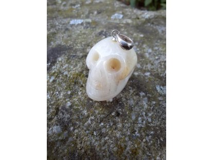 Lebka,Skull,Schädel ,Měšicni Kamen,Moon Stone ,přivešek ,Pendant 2cm 2