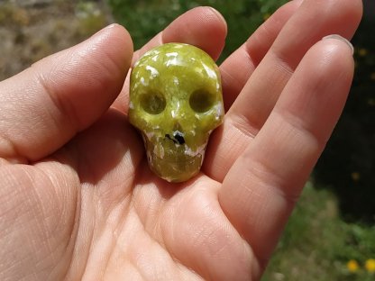 Skull Serpentine/Lizardite 3cm