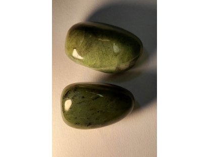 Nephrite 3cm