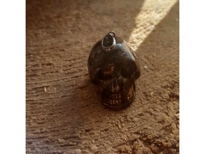 Silver hook pendant skull *Pietersite*Chalcedony rare 2cm 2