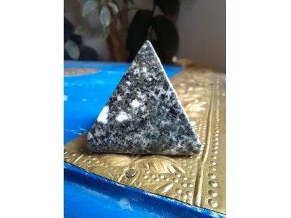 Pyramida,Pyramid Preseli Blue stone /Stonehenge/ Dolerite spotted 4cm