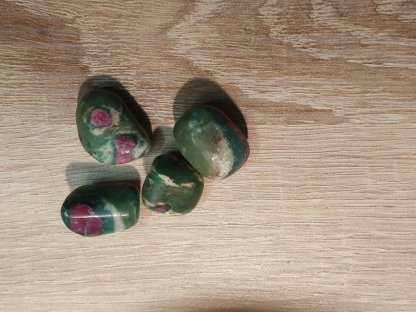 Ruby with Fuchsite 2cm