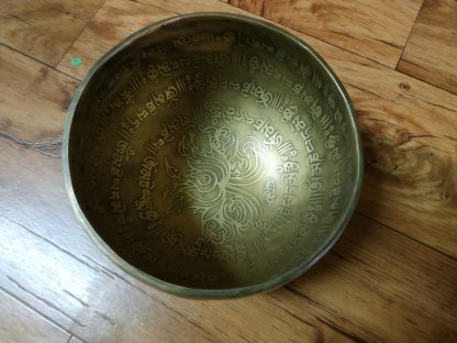 Tibetská mísa/Singing Bowl/Klangschalen Mantra s Lotus 15cm