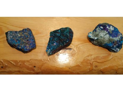 Unikatni Chalkopyrite - Mexico -maly/small 2-3cm