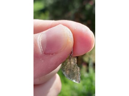 Vltavín střibro přívěšek/Moldavite pendant small one - malý ca 1cm 2