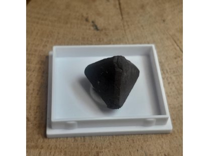 Zunyit 2cm trojúhelník