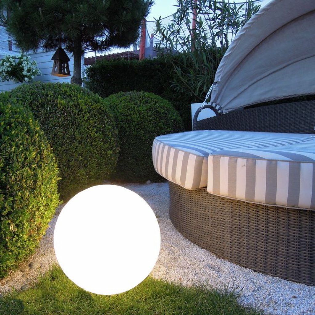 ROUND 50cm, venkovní svítící koule s RGB LED 4W, 12V, dálkový ovladač, Garden Lights